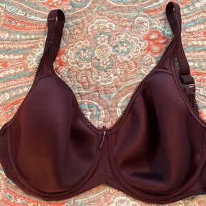 Women’s Wacoal burgundy bra